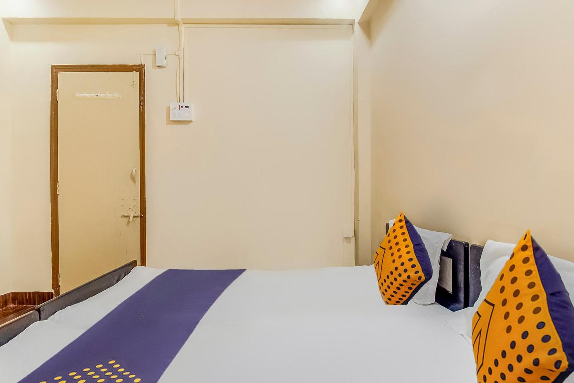 Hotel O New Ushakal Lodging & Boarding Nirmal  Kültér fotó