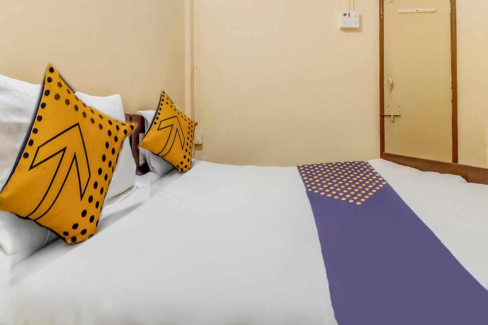 Hotel O New Ushakal Lodging & Boarding Nirmal  Kültér fotó